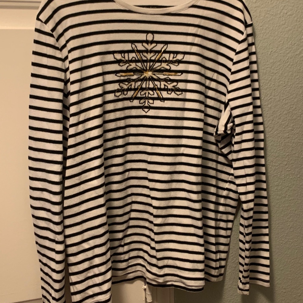 Sweater - Picture 3 of 3